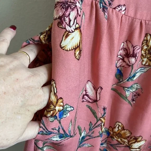 Xhilaration Women's Floral Print Short Sleeve V-Neck Button-Down Dress M pink - Picture 12 of 12